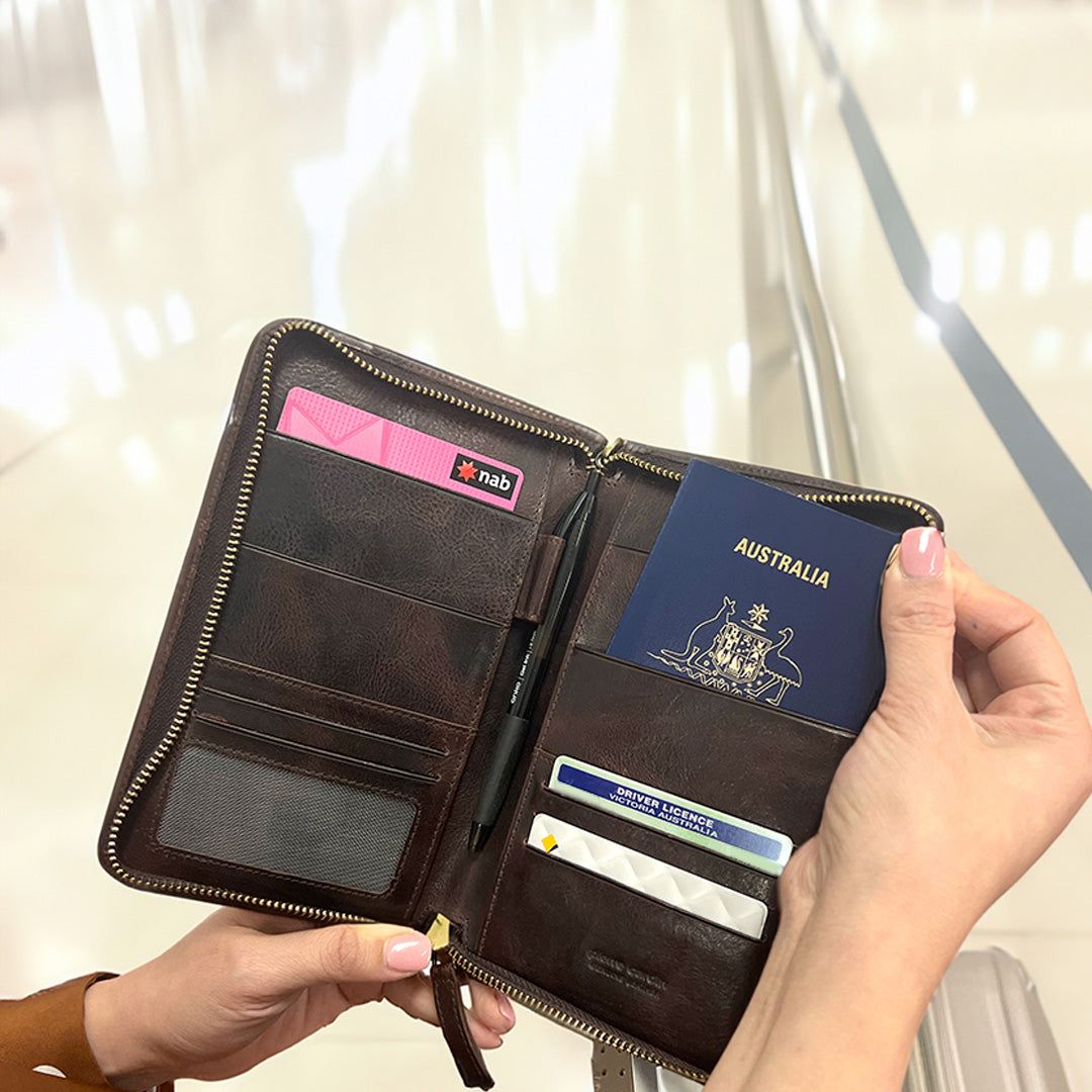 Pierre Cardin Italian Leather Passport Wallet Passport Wallets Travel Rosa | JACWNZ692