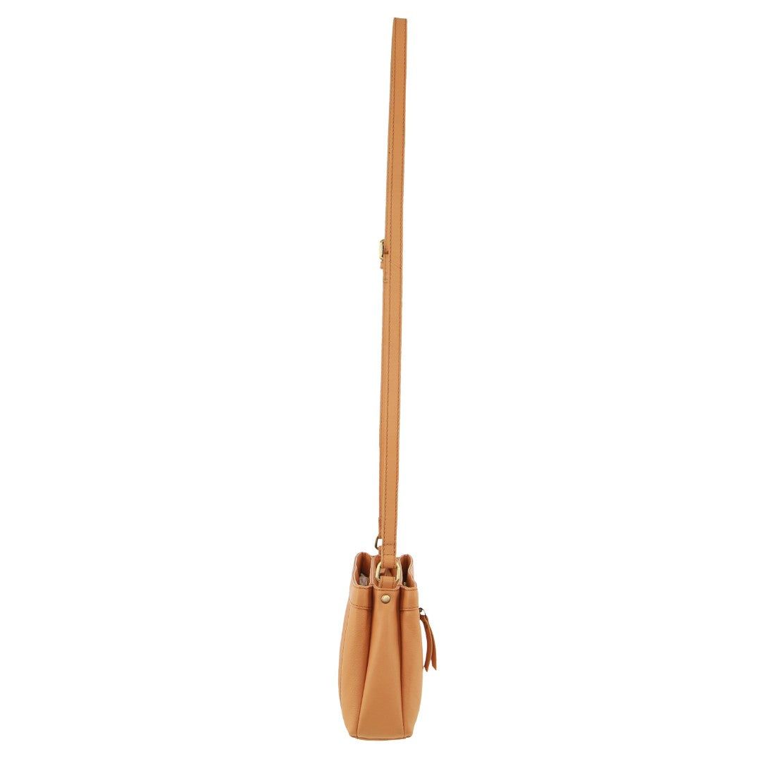 Pierre Cardin Leather Pleated Design Crossbody Bag Crossbody Väska Dam Aprikos | SMTBCF019