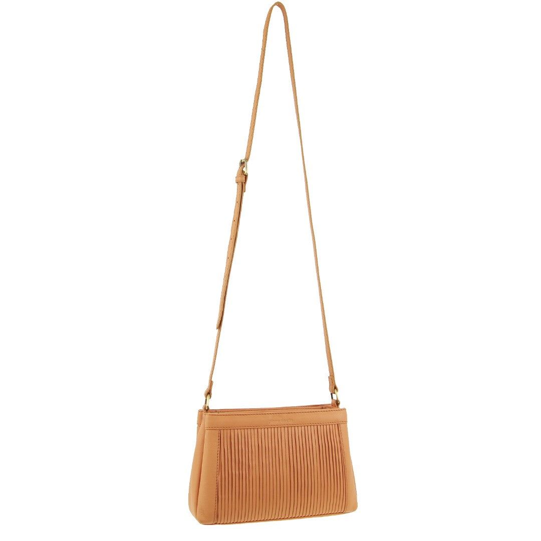 Pierre Cardin Leather Pleated Design Crossbody Bag Crossbody Väska Dam Aprikos | SMTBCF019